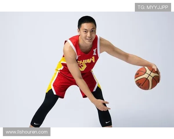 胡明轩引领新生代篮球风潮展现中国男篮未来核心力量