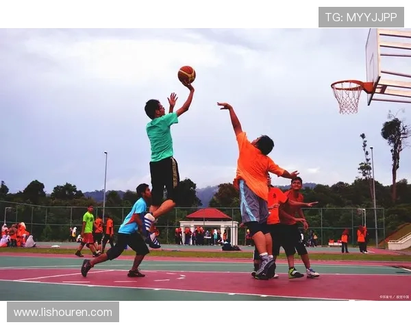 坚持科学健身打造强健体魄塑造自信人生开启健康新篇章