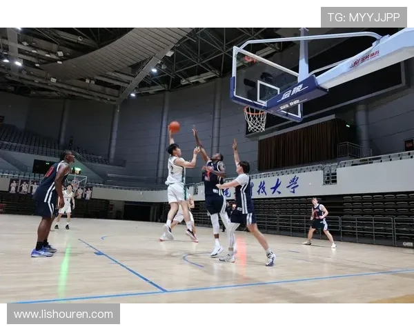 以篮球为核心探索团队合作与个人成长的激情与智慧之路