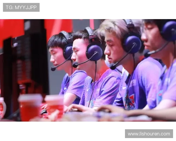 DOTA2战术解析：深入探讨LNG战队的进攻策略与执行技巧