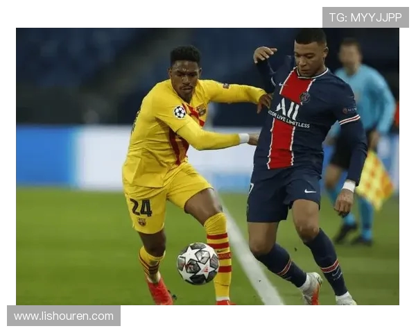 2015年巴塞罗那与巴黎圣日耳曼对决回顾与精彩瞬间分析