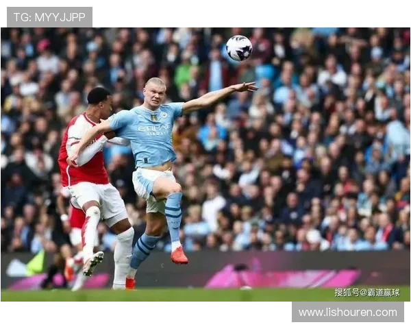 今晚曼城与阿仙奴激战正酣谁能在英超巅峰对决中笑到最后